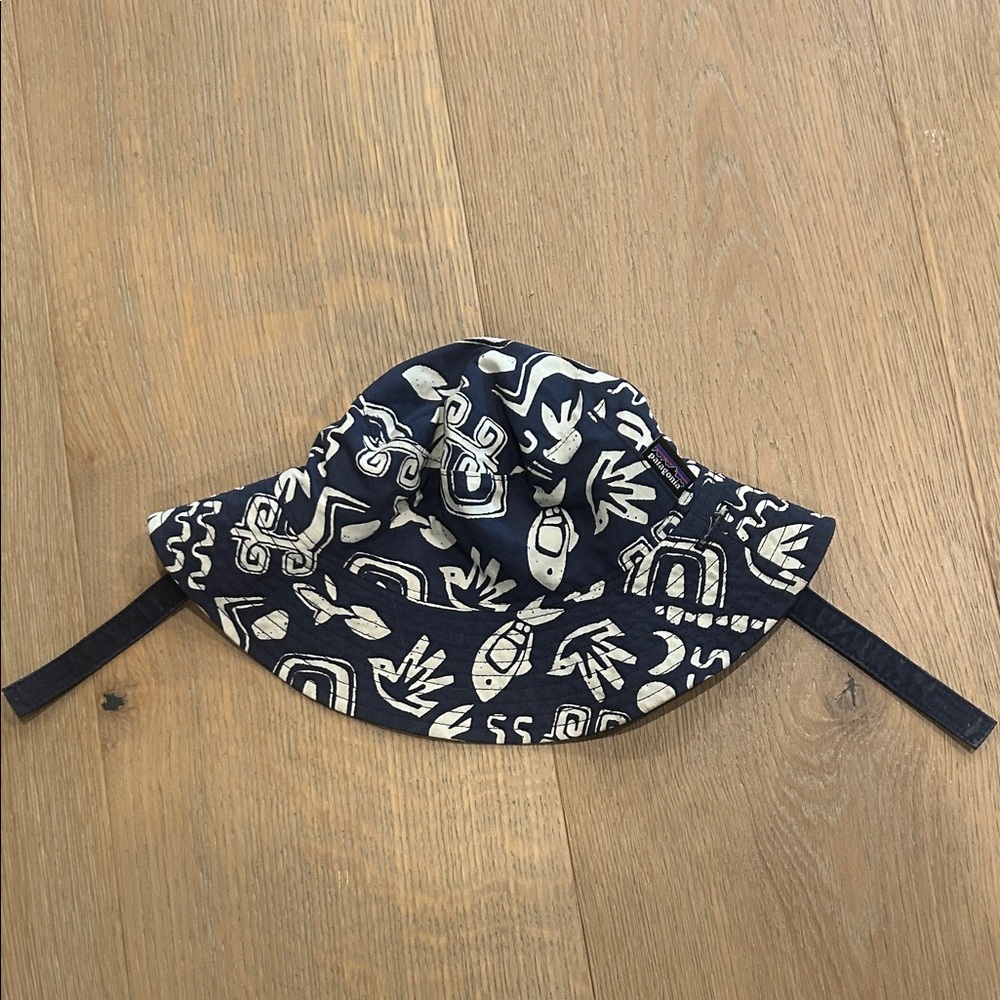 Patagonia Reversible Navy and White Printed Kids Bucket Hat